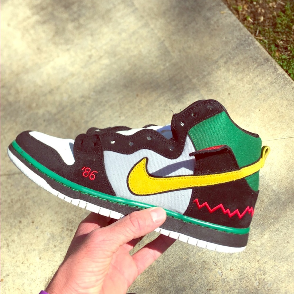 Nike SB Dunk High Mcrad
